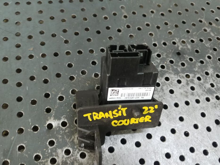 mufa usb  ford transit courier 2022 jk2t-14f014-ac