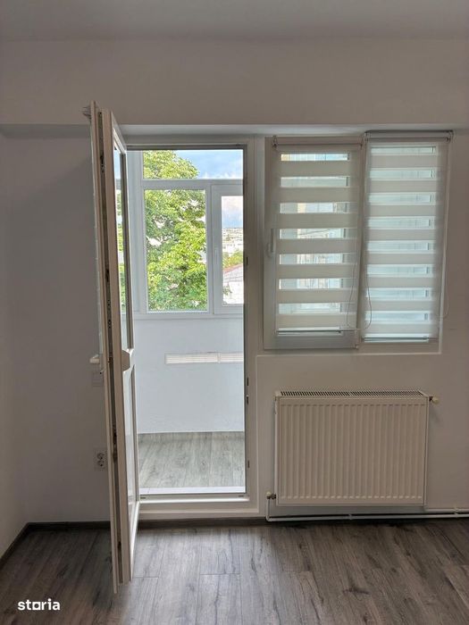 Apartament de închiriat 3 camere renovat | Ultracentral, Campina