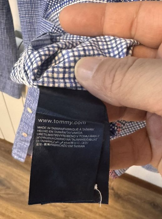 Маркова риза на Tommy Hilfiger