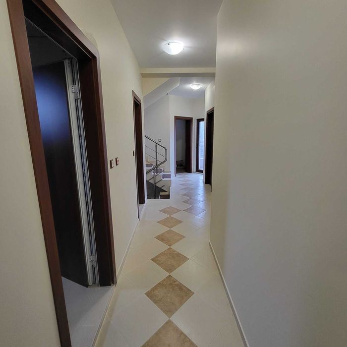 Продава се Къща в Варна, Бриз - 425 кв.м за 936 €/кв.м - Снимка #6