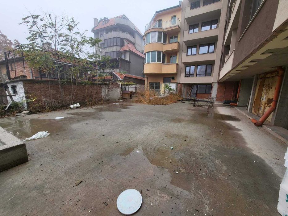 Дава се под наем Магазин в Пловдив, Каменица 2 - 760 кв.м за 1500 € - Снимка #6