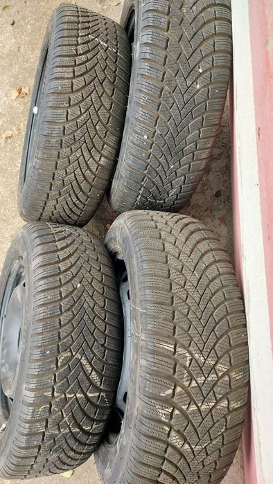 Bridgestone iarna + jante de tabla