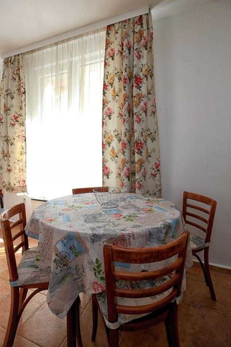 Двустаен имот в кв.Белите брези