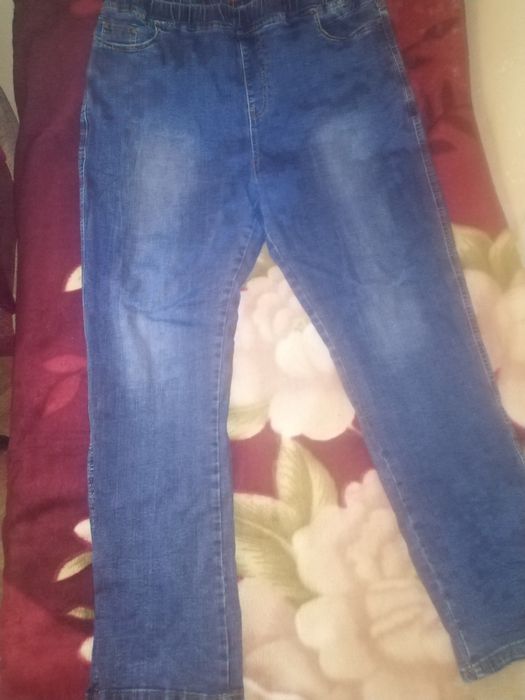 Джинсы и брюки женские.