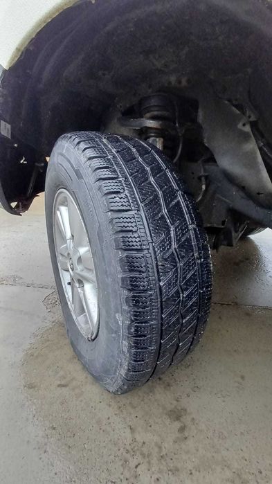 Vand Toyota Hilux