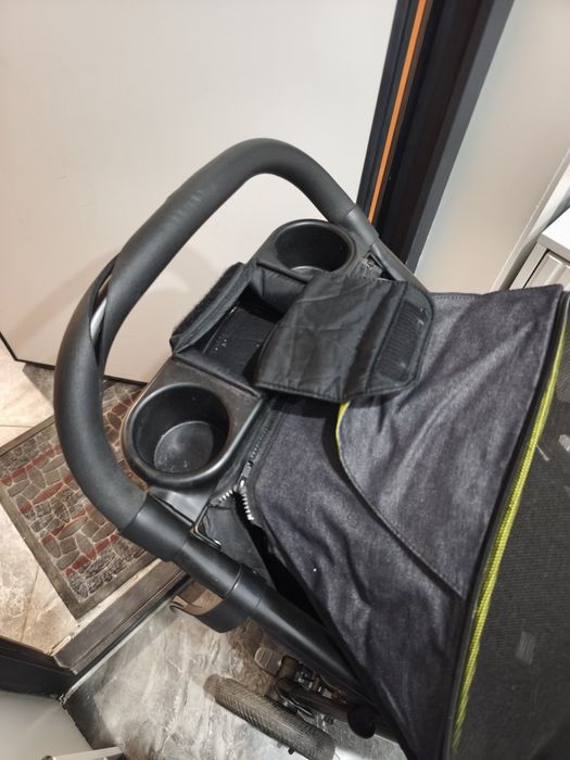 Продам коляску Joie Litetrax 4,
