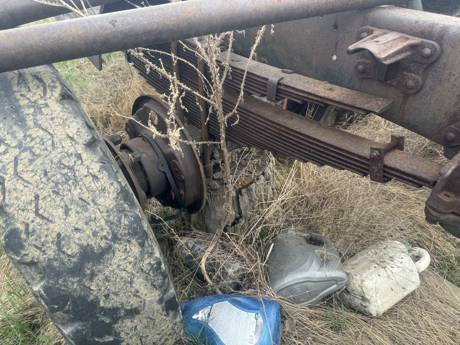 Запчасть от зил газ газель волга. Насчет цены узновайте.