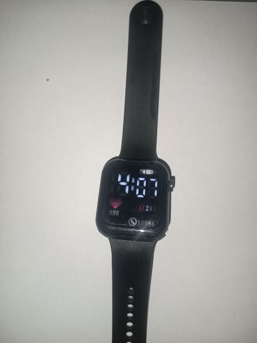 Часы наручные...