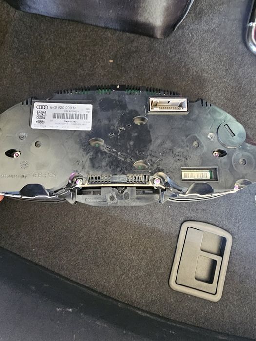 Ceasuri de bord Audi A4 B8