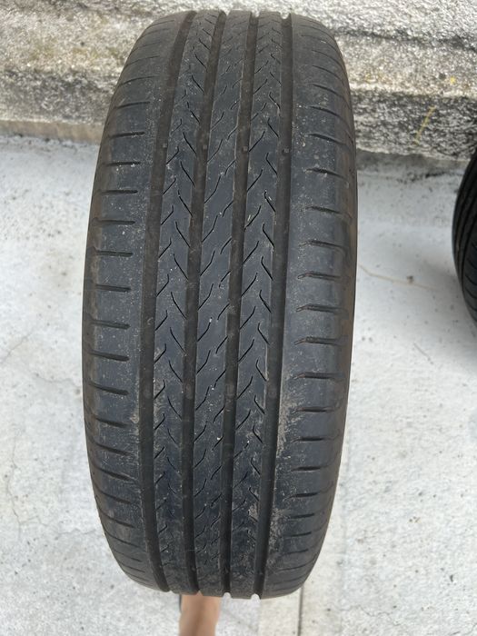 Anvelope Continental-Vara 215/60 R18 98H
