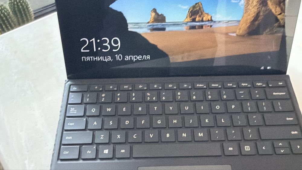 Microsoft Surface Pro 7+