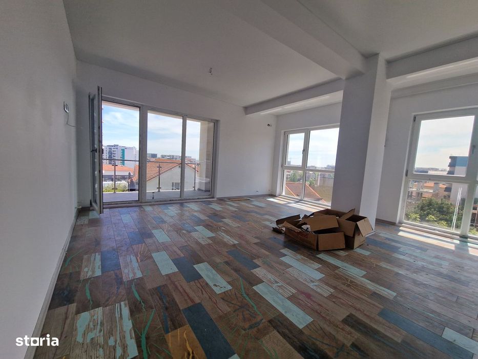 Mamaia Nord (Market Lidl)-Garsoniera 44mp, finisata-63.500e tva inclus