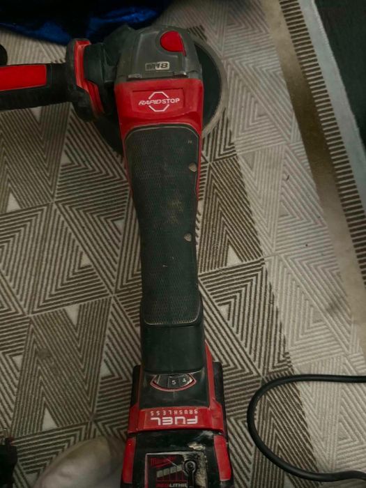 Milwaukee M18 FUEL 125 mm + батерия 5.0Ah