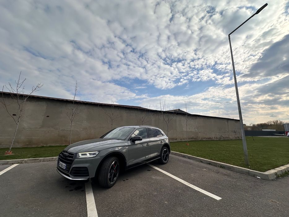 Audi Q5 S_Line 2020 24900€
