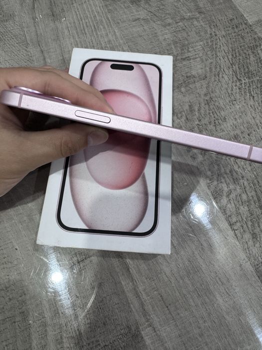 Продам Iphone 15 на 128GB