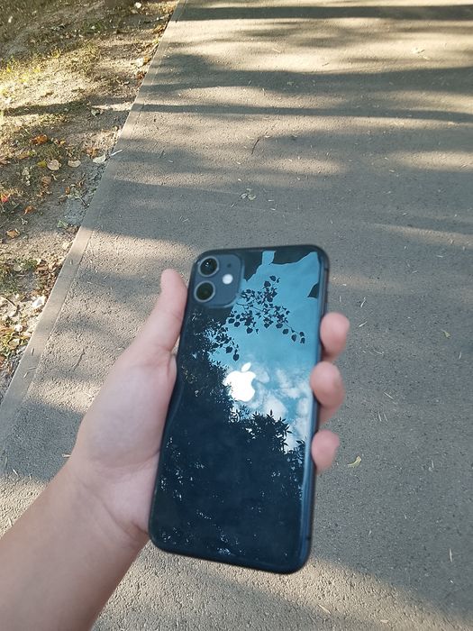 Айфон 11 128 гб продам