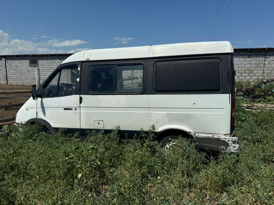 Машина соболь газель 2000г