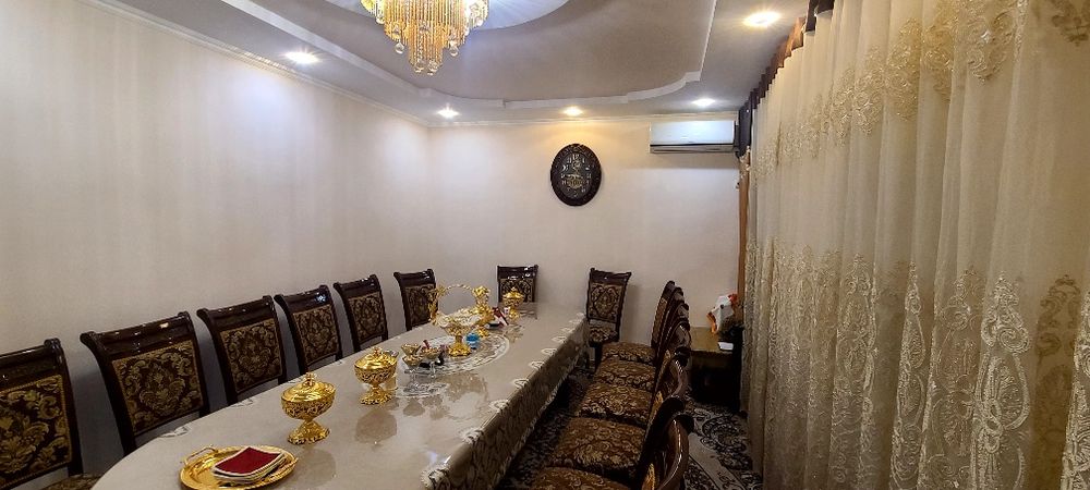 Eski shaharda hovli sotiladi Holati yaxshi