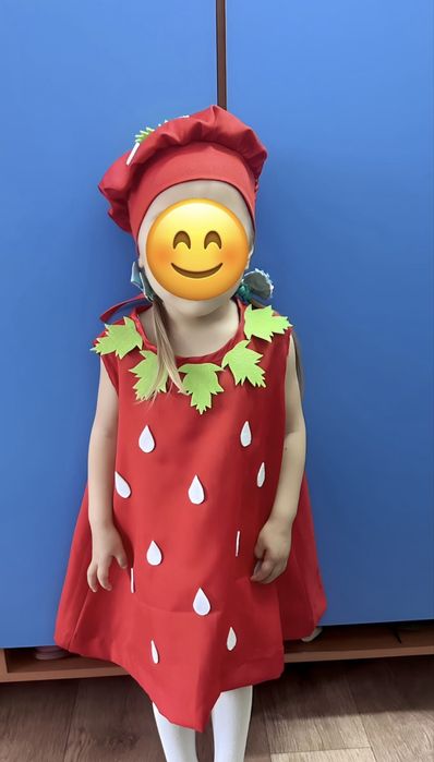 Клубника платья для девочек 2 года