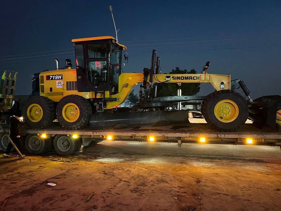 Автогрейдер синомач 719