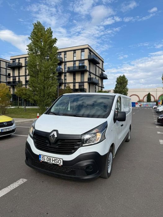 Renault TRAFIC Proprietar de noua, Se emite factură cu TVA Deductibil.