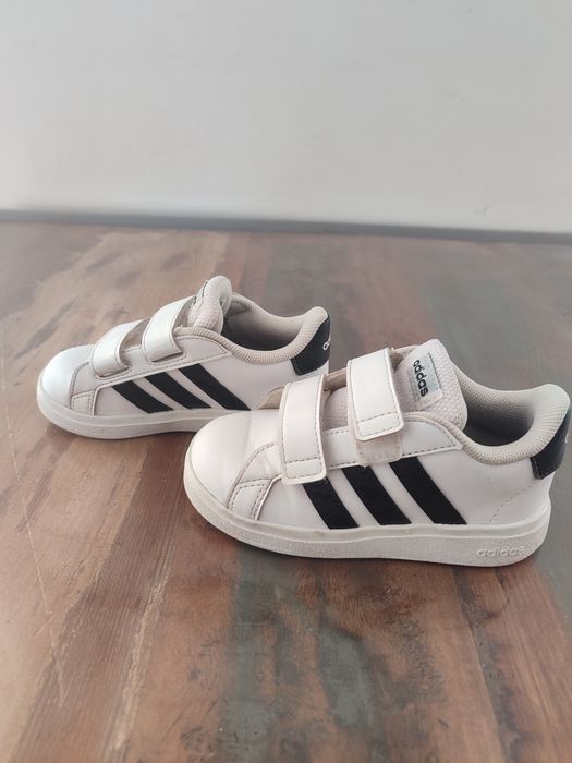 Маратонки Adidas Grand Court