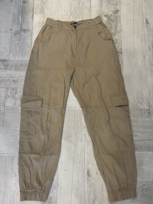 Бежов панталон - Cropp