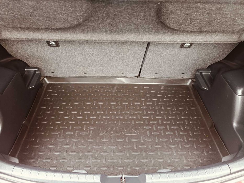 Toyota Yaris Hybrid 2017