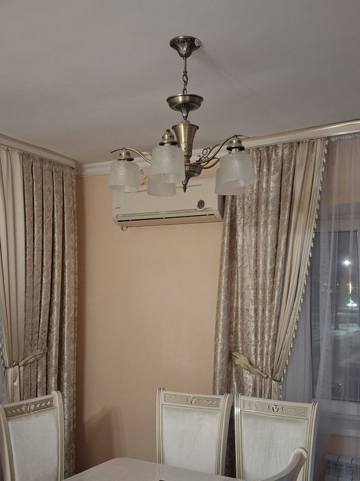 люстра продаётся
