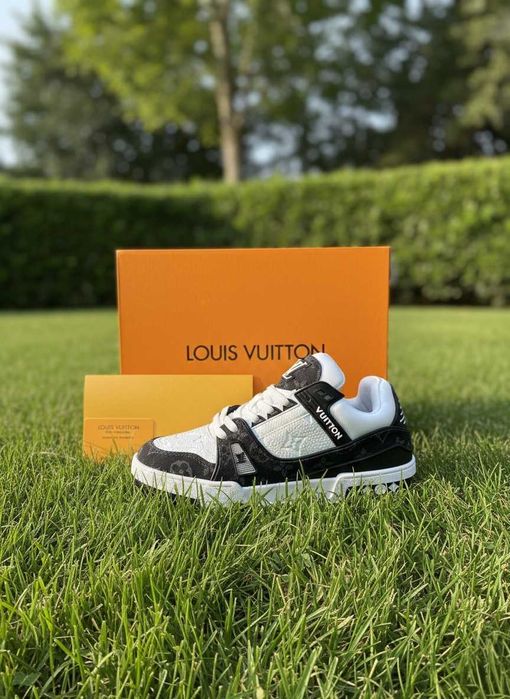 Adidasi LV Trainers Negru-Alb - Full Box - PREMIUM