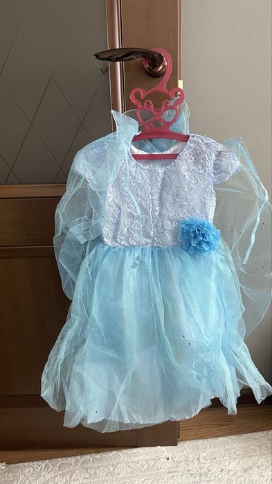 Платья и сарафаны