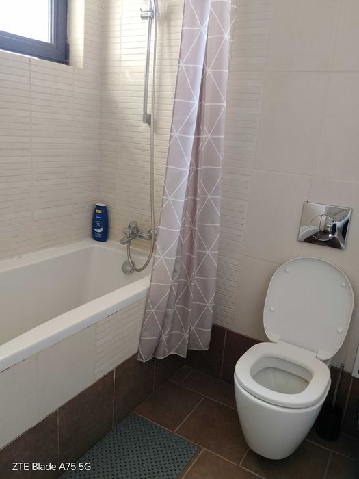 Proprietar vand 2 camere 2016 Marriot Palatul Parlamentului