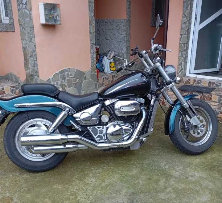 Suzuki Marauder vz800