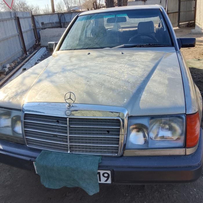 Mercedes Benz E 230 продам машину
