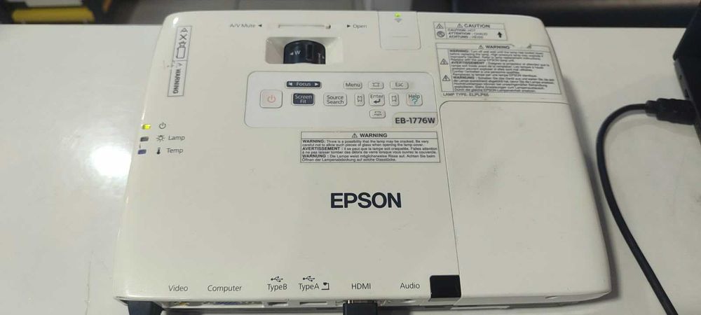 Продам проектор Epson EB-1776W