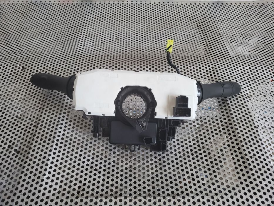 Banda Spira Spirala Volan Airbag Bloc Lumini Maneta Semnalizare Stergatoare Nissan Qashqai J11 An 2014-2015-2016-2017-2018-2019-2020 Volan Stanga Cod