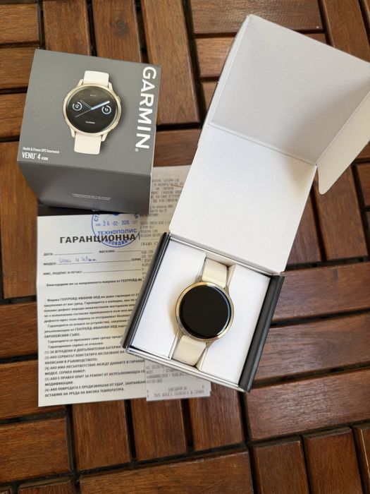 Garmin Venu 4 41mm Гаранция Lunar Gold