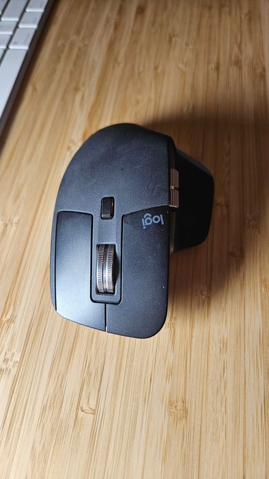 Mouse Logitech MX Master 3 for Mac, folosit puțin, stare perfectă