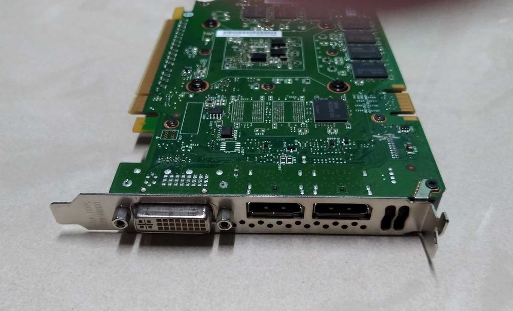 Nvidia Quadro 4000 2Gb DDR5 256 bit