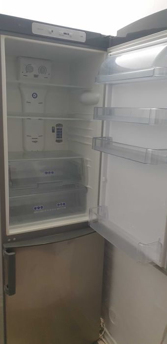 Frigider Wirlpool Total No Frost