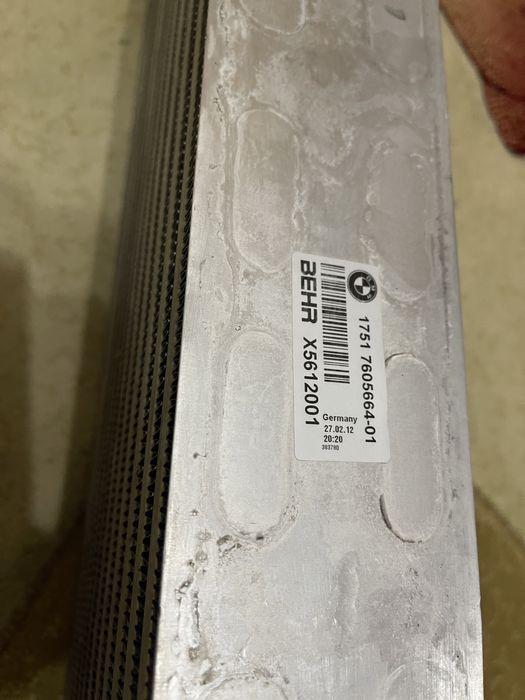 Продается интеркулер для bmw