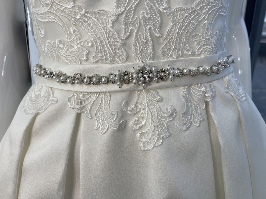 Rochie de mireasă deosebită, noua!