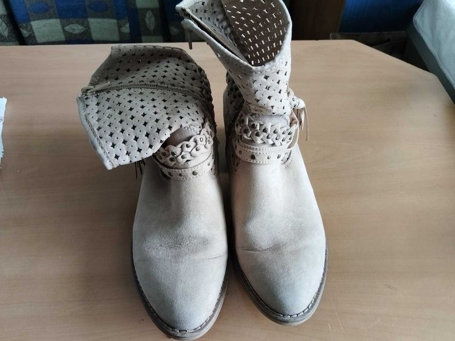 Женски кожени боти 39 номер