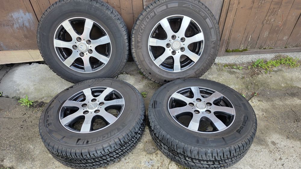 Джанти 15" 5x118 6.5j ET60 Tomason Гуми 215/70/15C