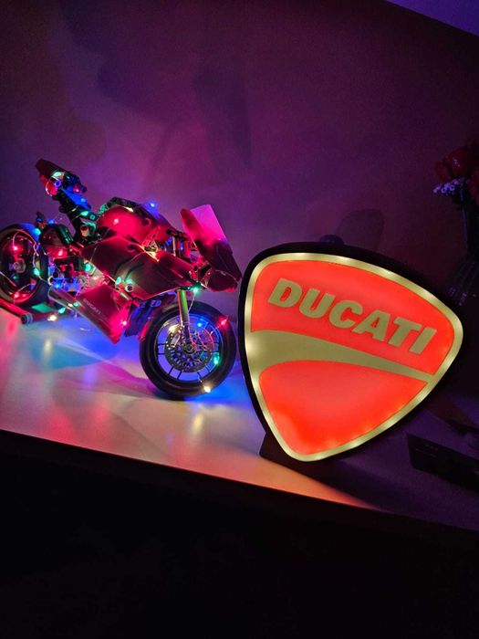 Lampă LED Ducati, Kawasaki, Honda, Yamaha, Suzuki, BMW, KTM