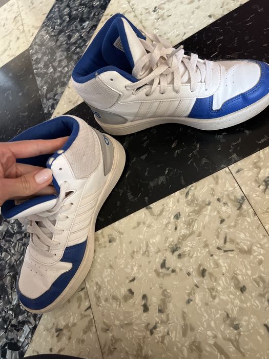 Маратонки Adidas