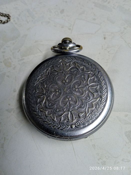 Часы карманные .