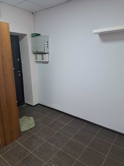 Сдам офисно-торговое помещение