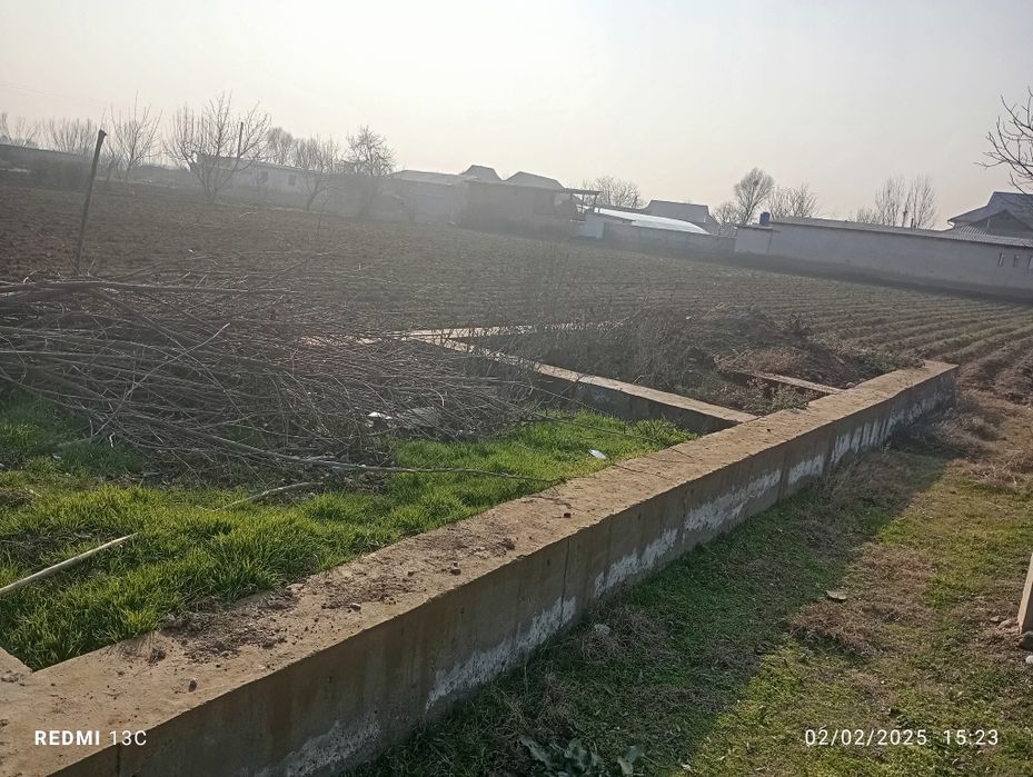 Oltinsoy tumani Jiyanbobo MFY 27 sotix yer sotiladi