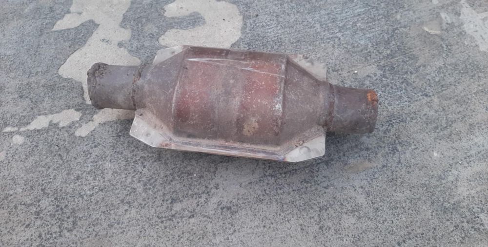 Catalizator universal